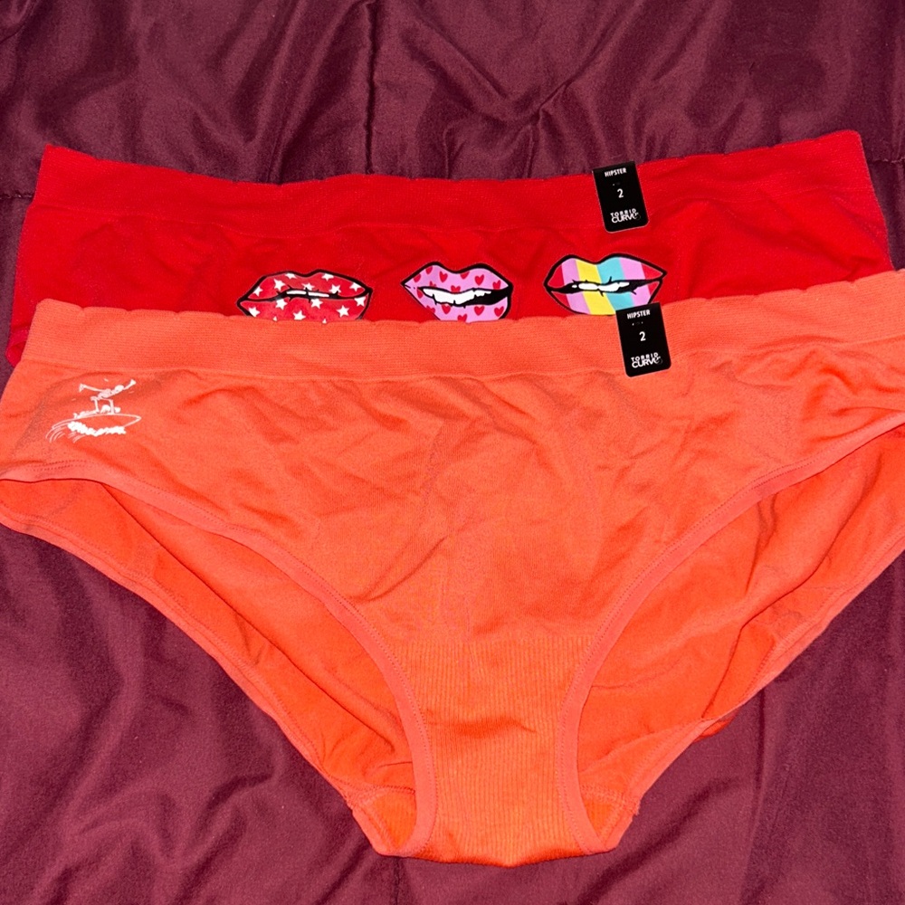 2-Pack Bikini Panties — Red Lip-Print & Bright Orange